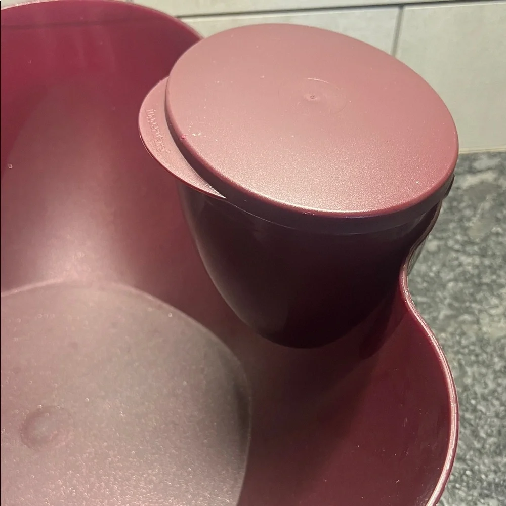 12 inch Tupperware Chip N Dip Burgandy Flower-Shaped Bowl with Lid